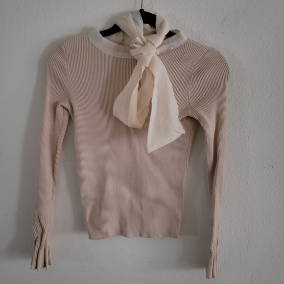Chicwish Tops - Chickwish Bow Sweater Small